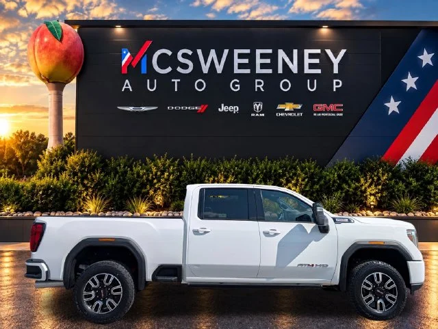 Used 2022 White GMC AT4 image 6