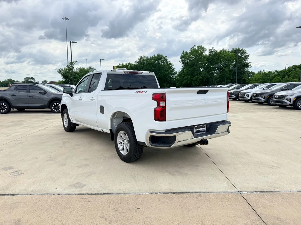Used 2021 Summit White Chevrolet LT image 8