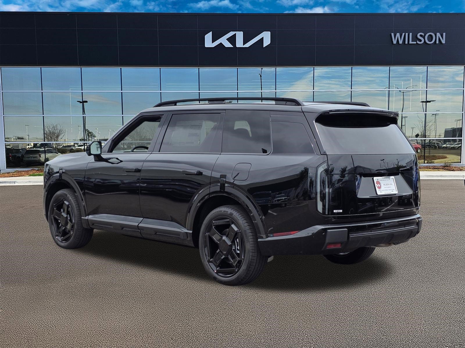 New 2027 Ebony Black Kia X-LINE SX image 3