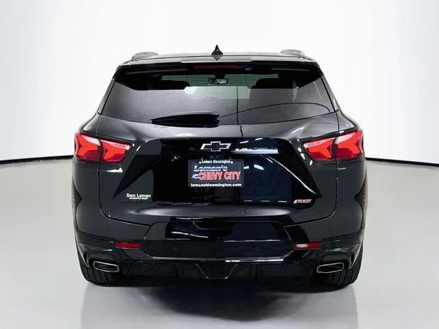 Used 2022 Black Chevrolet RS image 6