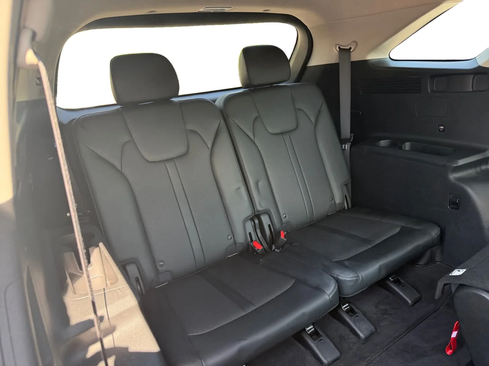 Used 2021 Gravity Grey Kia SX image 21