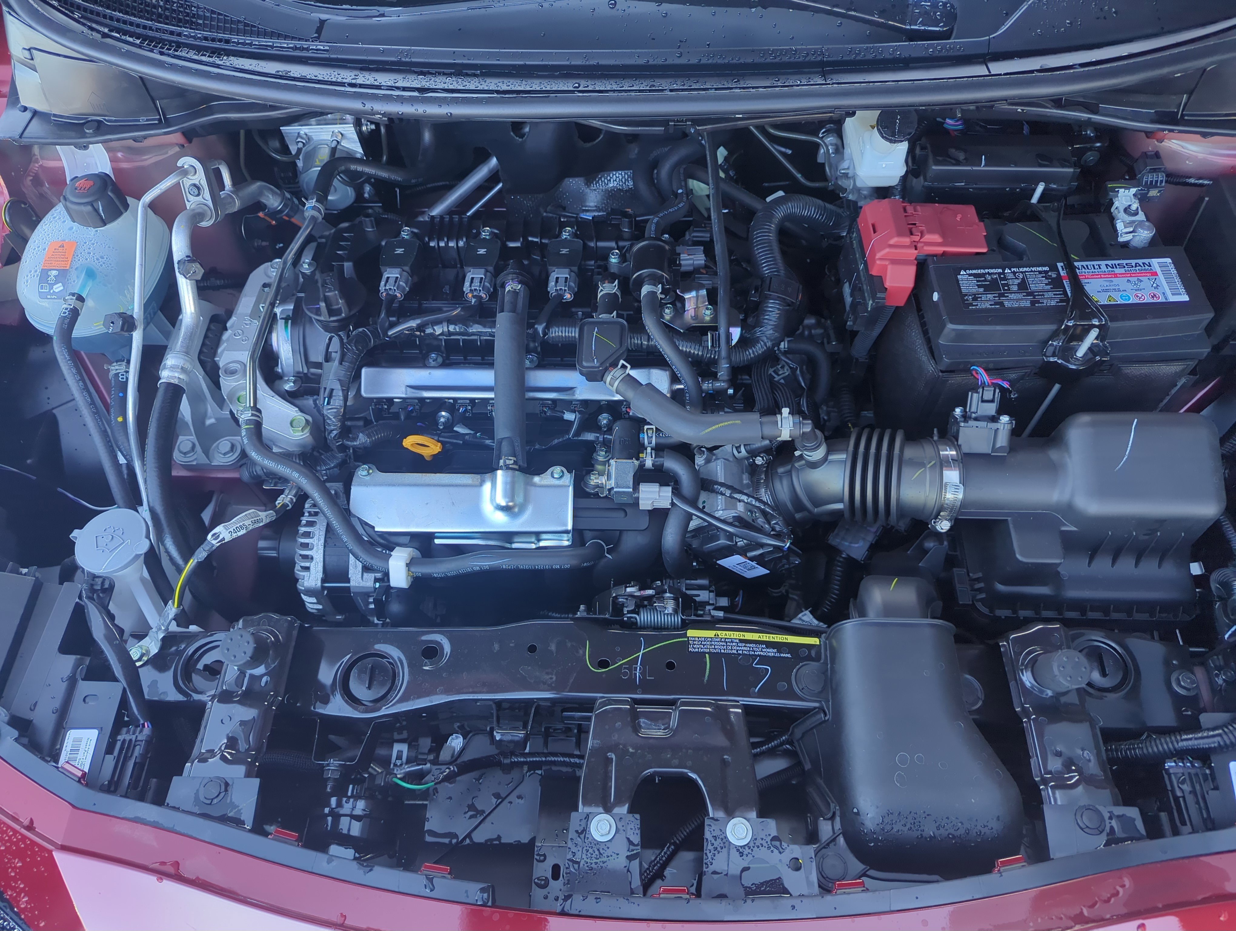 2025 Nissan Versa Sedan SR - Photo 28