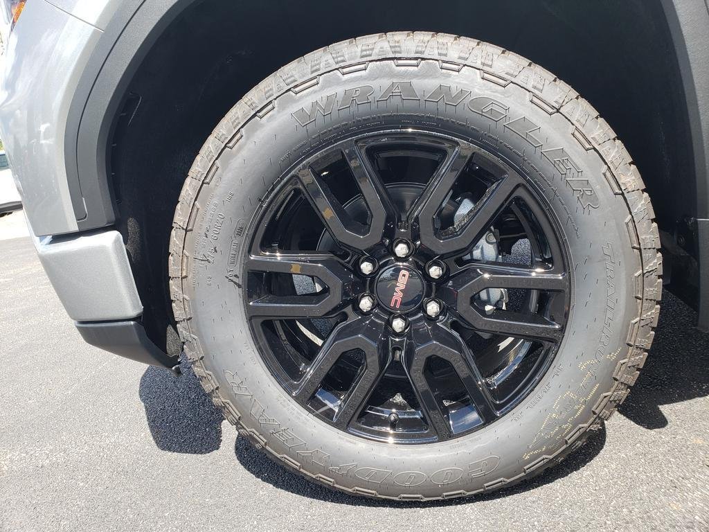 New 2026 Sterling Metallic GMC Elevation image 20