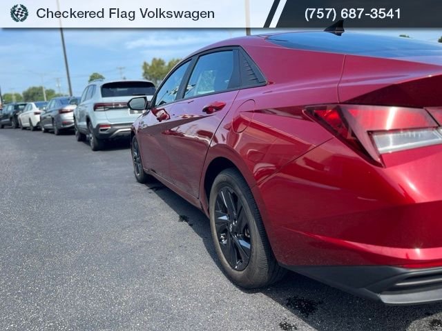 Used 2023 Ultimate Red Hyundai SEL image 8