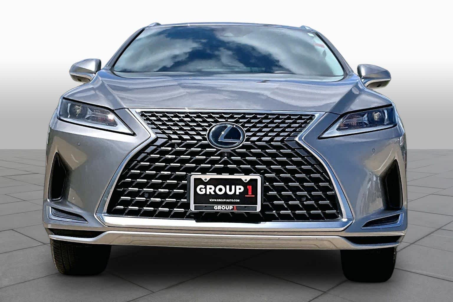 Used 2020 Atomic Silver Lexus  image 4