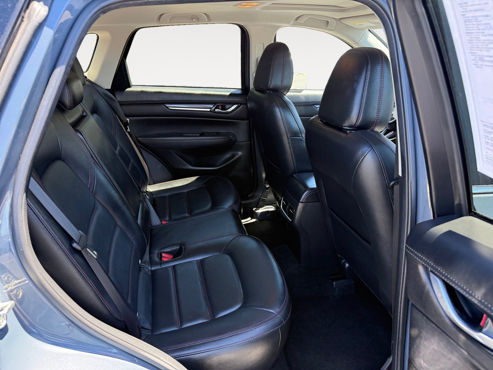 Used 2025 Gray Metallic Mazda 2.5 S Carbon Edition image 18