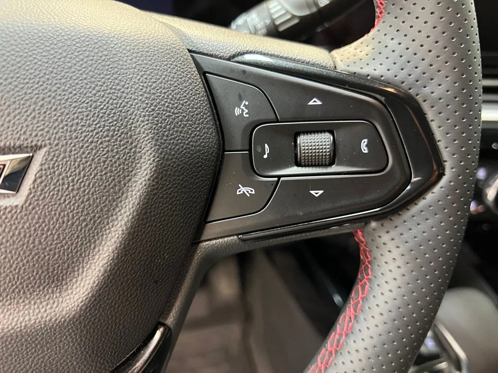 Used 2025 Black Chevrolet 2RS image 20
