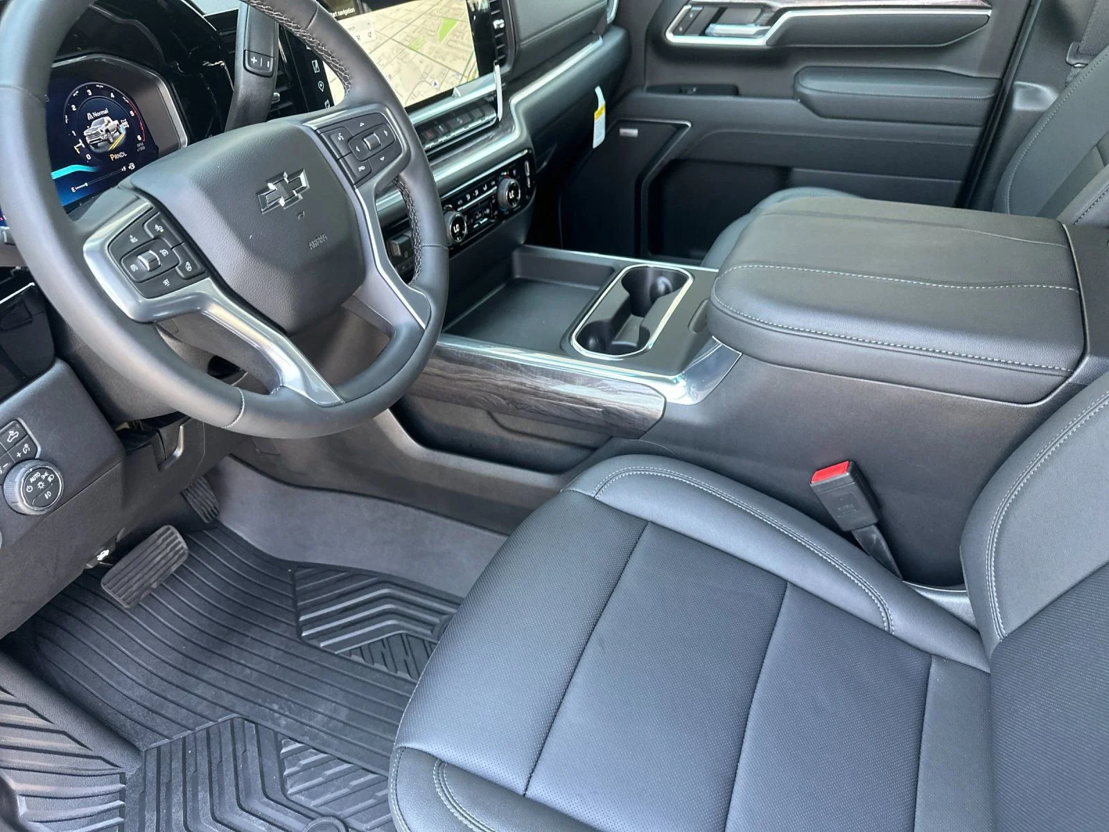 2026 Chevrolet Silverado 2500 HD LTZ - Photo 10