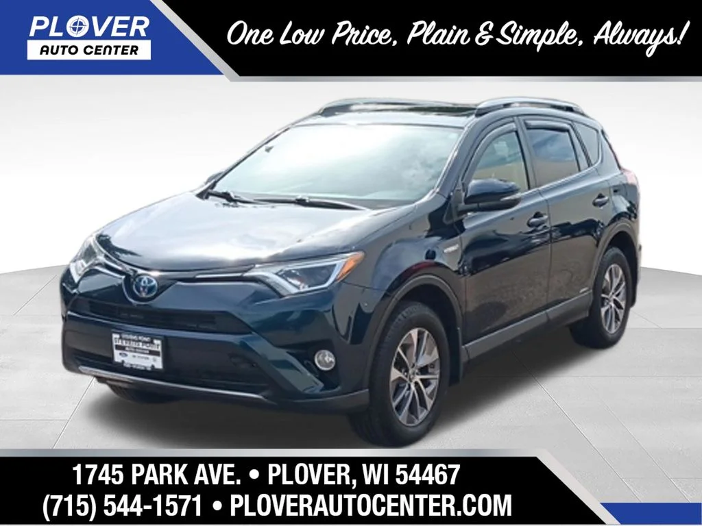 Used 2018 Galactic Aqua Mica Toyota XLE image 1