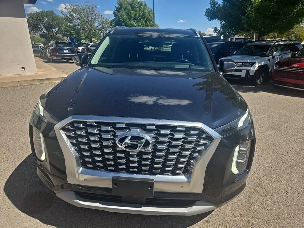Used 2021 White Hyundai Limited image 8