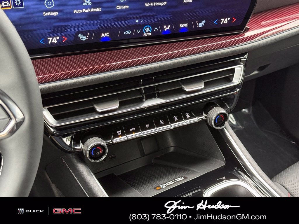 Used 2024 Gray Chevrolet Z71 image 36