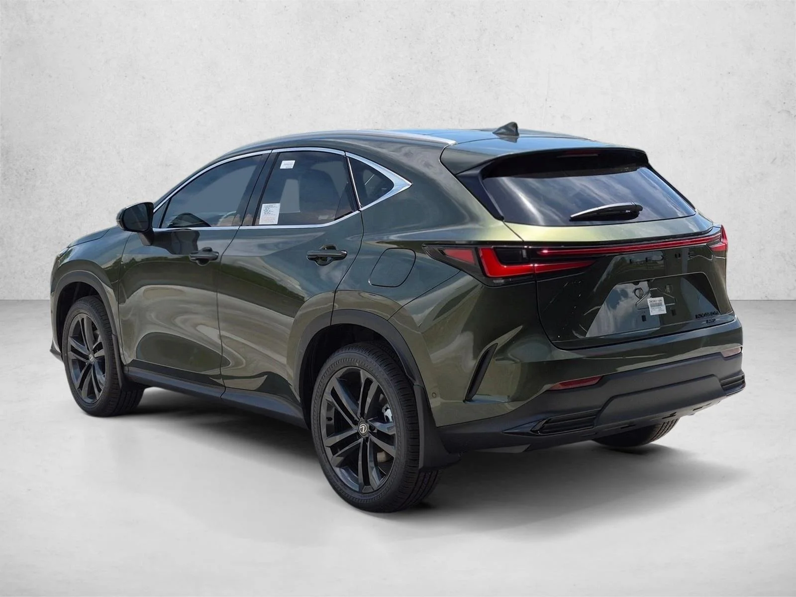 New 2026 Nori Green Pearl Lexus NX 450h+ LUXURY AWD image 6