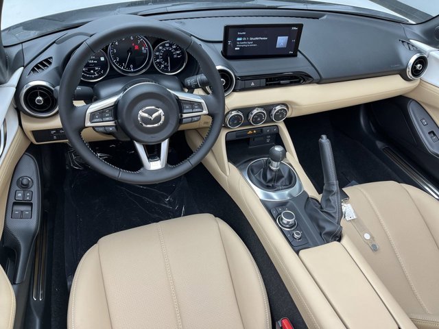 New 2026 Snowflake White Pearl Mazda Grand Touring image 4