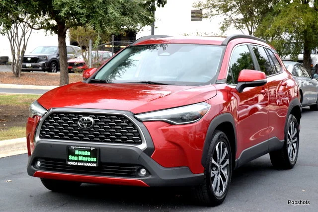 2023 Toyota Corolla Cross XLE