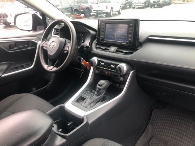 Used 2022 Gray Toyota LE image 17