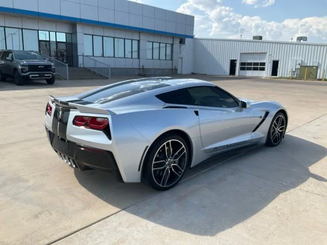 Used 2017 Silver Chevrolet Stingray image 34