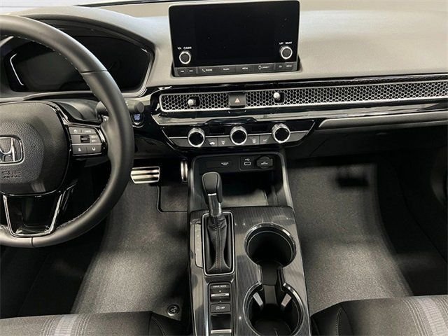 2026 Honda Civic Hatchback Sport - Photo 6