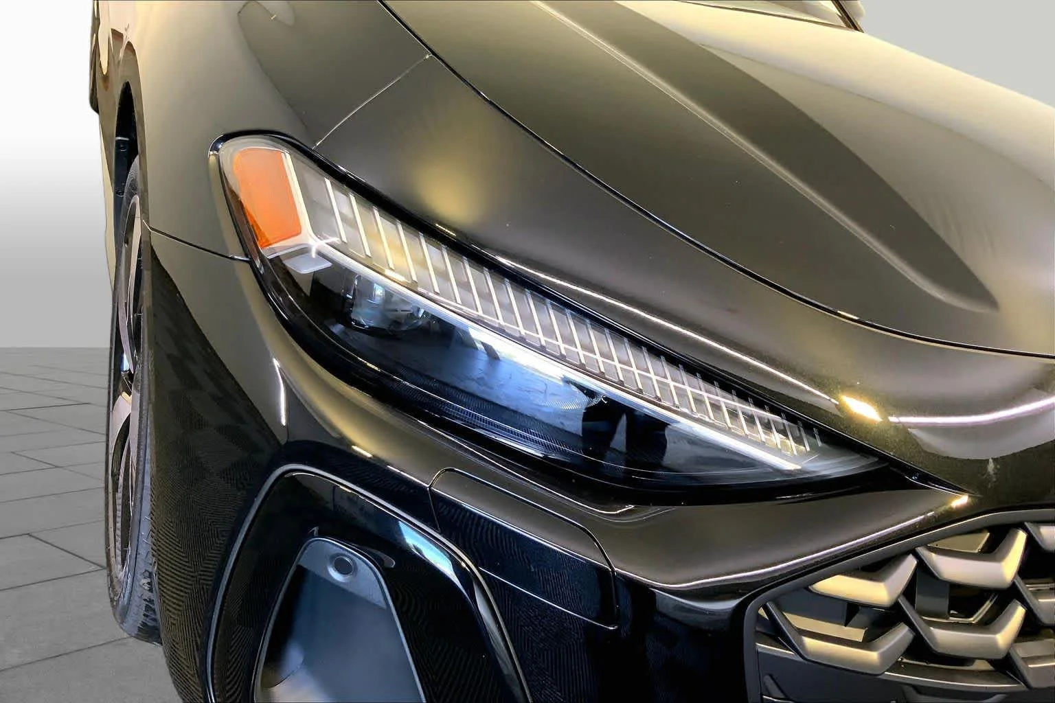 New 2026 Mythos Black me Audi Premium Plus image 13
