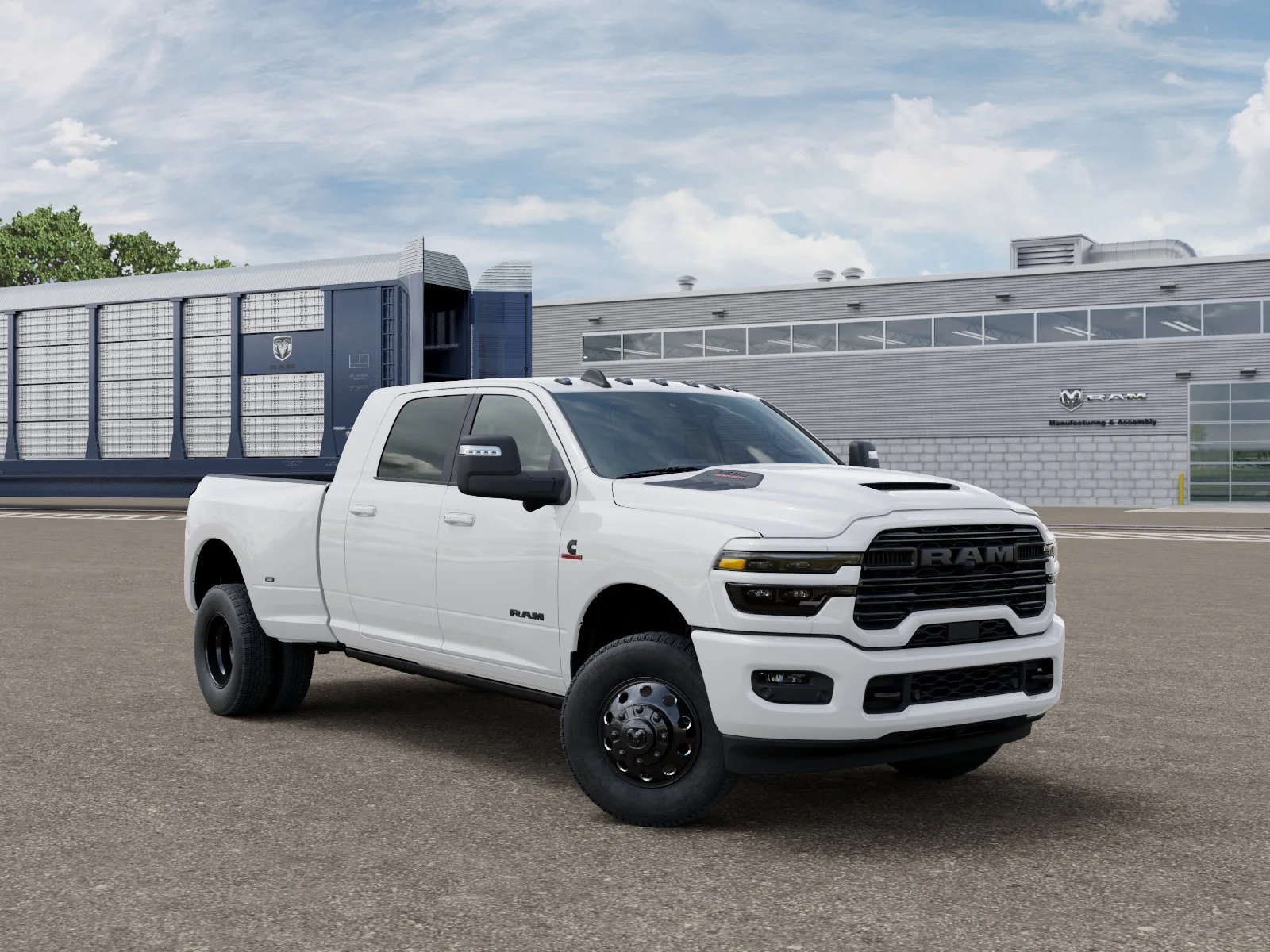 New 2026 Bright White Clear-Coat Exterior Paint RAM LARAMIE image 3
