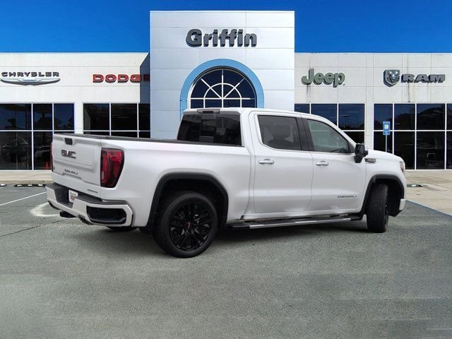 Used 2021 White GMC Denali image 4