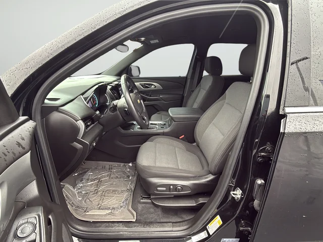 Used 2022 Black Chevrolet LT image 10