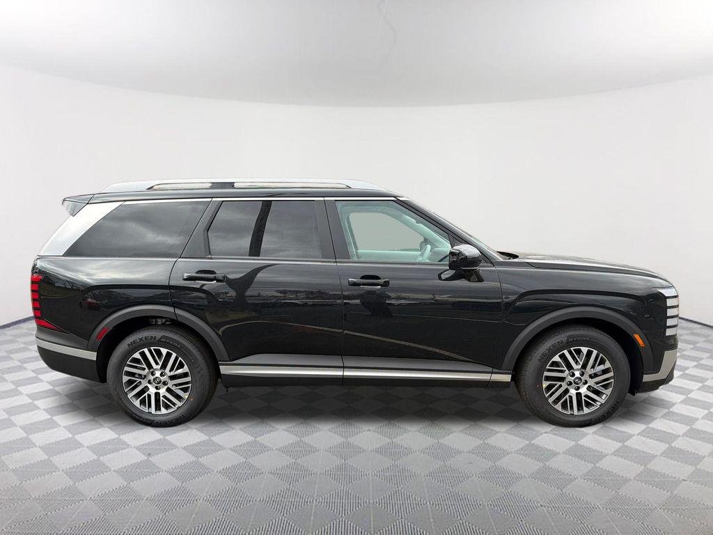New 2026 Black Hyundai SEL FWD image 4