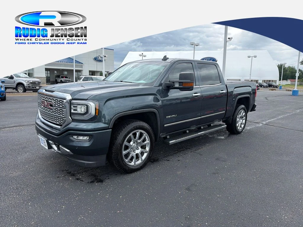 2018 GMC Sierra 4WD Crew Cab Short Box's photo
