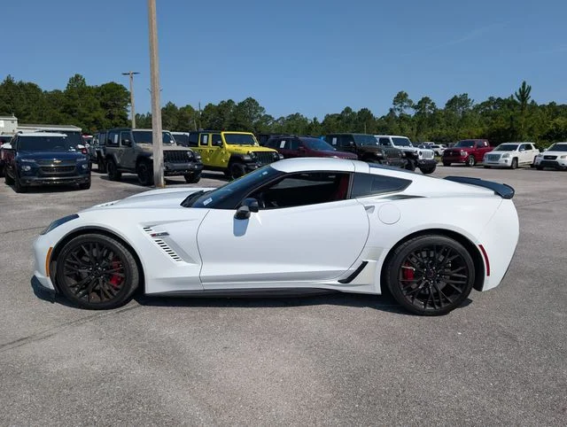 Used 2018 White Chevrolet Z06 image 2