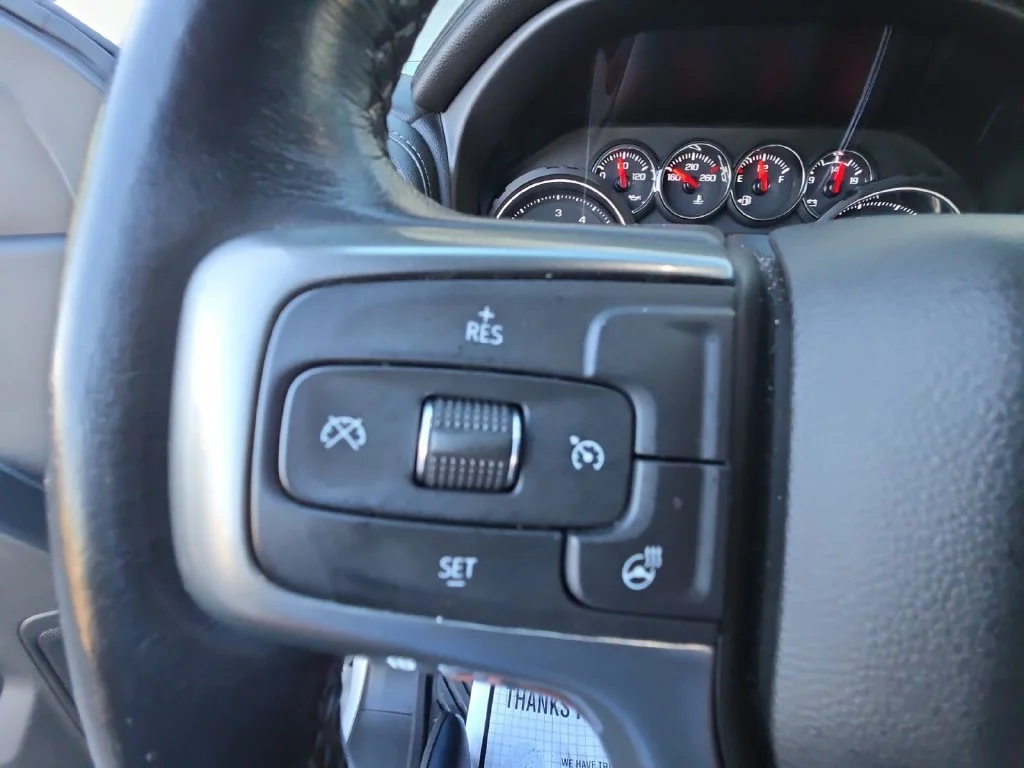 Used 2022 SILVER ICE METALLIC Chevrolet LTZ image 26