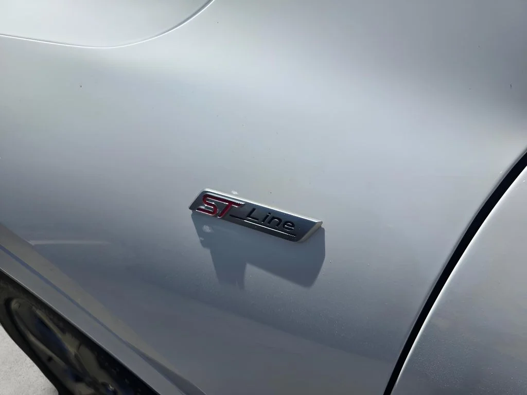 Used 2023 OXFORD WHITE Ford ST-Line Select image 18