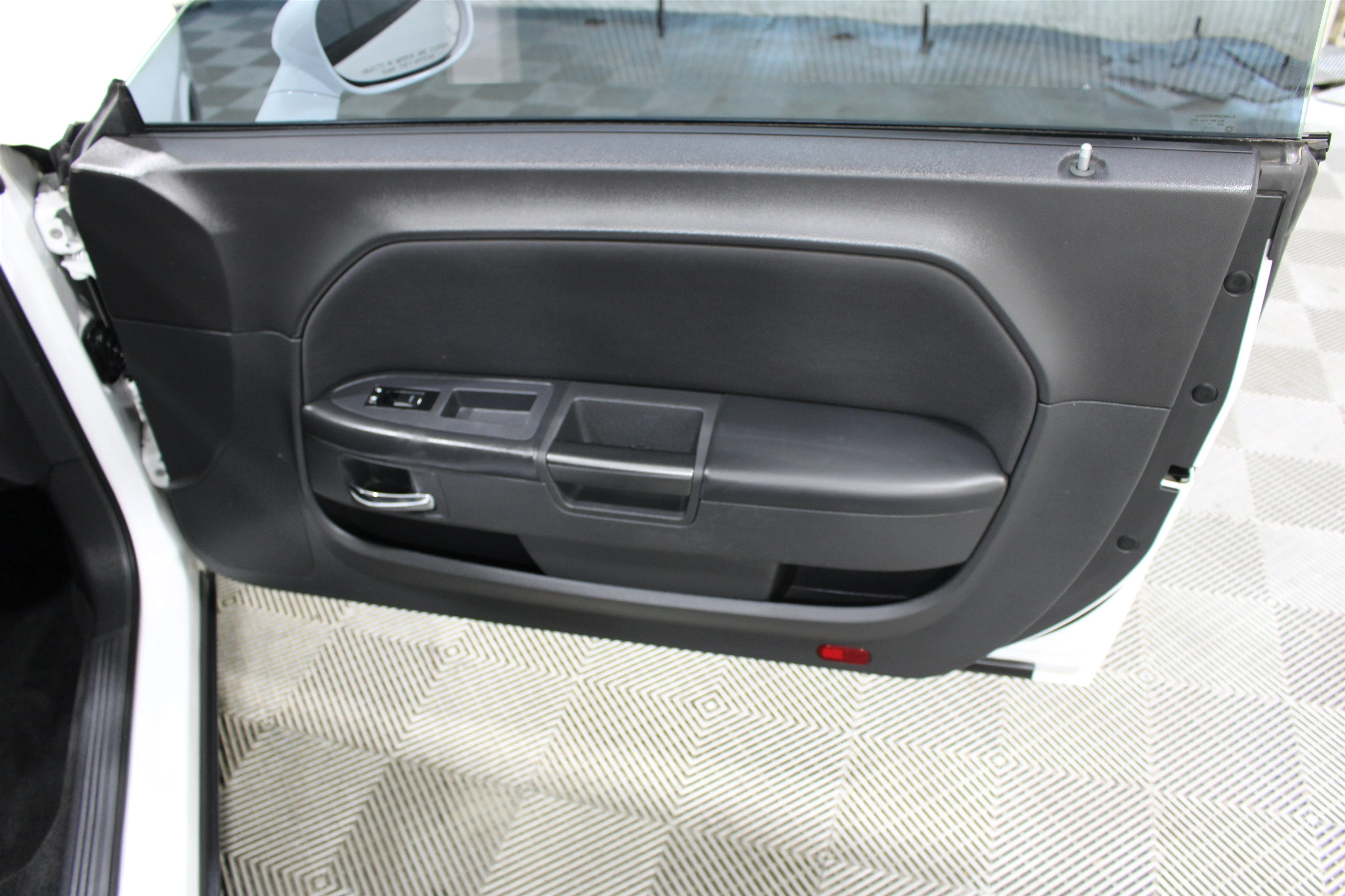 2014 Dodge Challenger SXT - Photo 20