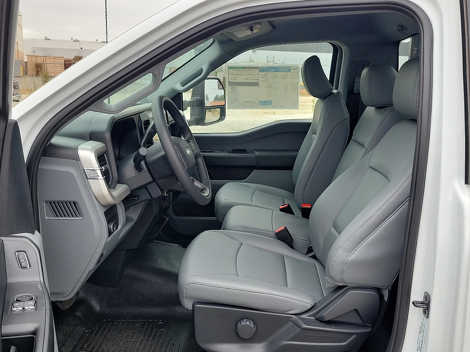 2026 Ford F-350 Super Duty Chassis Cab XL - Photo 11