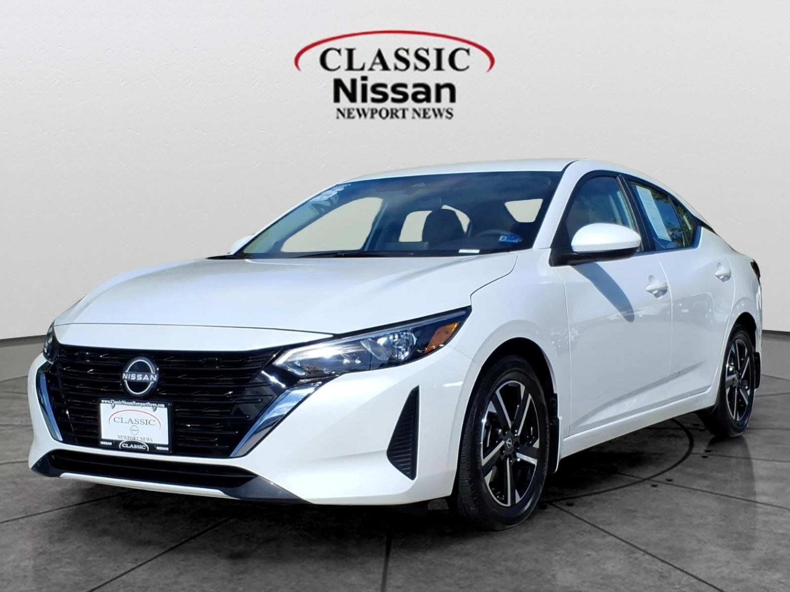 Used 2025 Aspen White Tricoat Nissan SV image 1