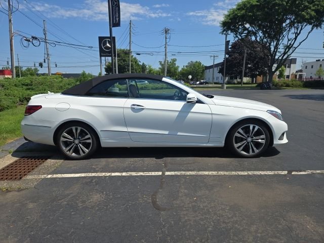 Used 2017  Mercedes-Benz E 400 image 2
