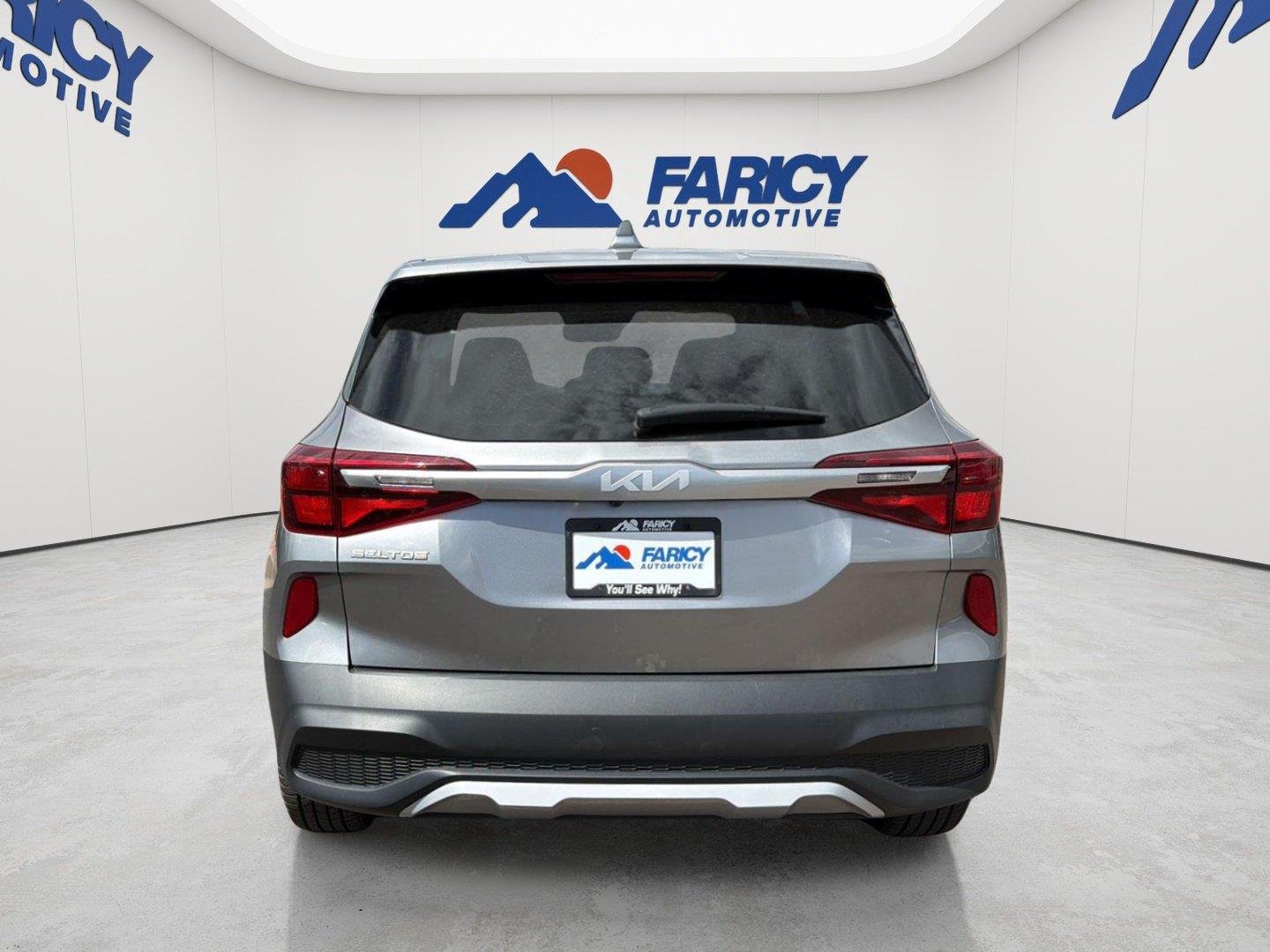 Used 2023 Steel Gray Kia LX image 7
