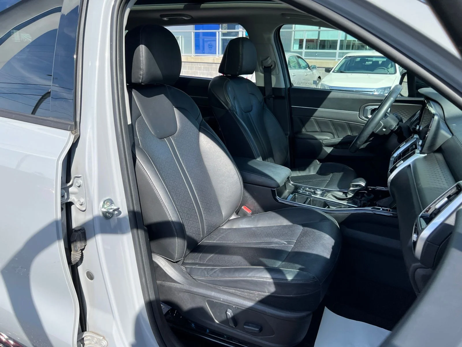 Used 2023 Wolf Gray Kia SX image 51