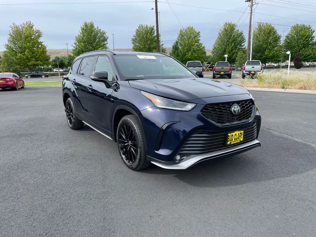 2025 Toyota Highlander XSE