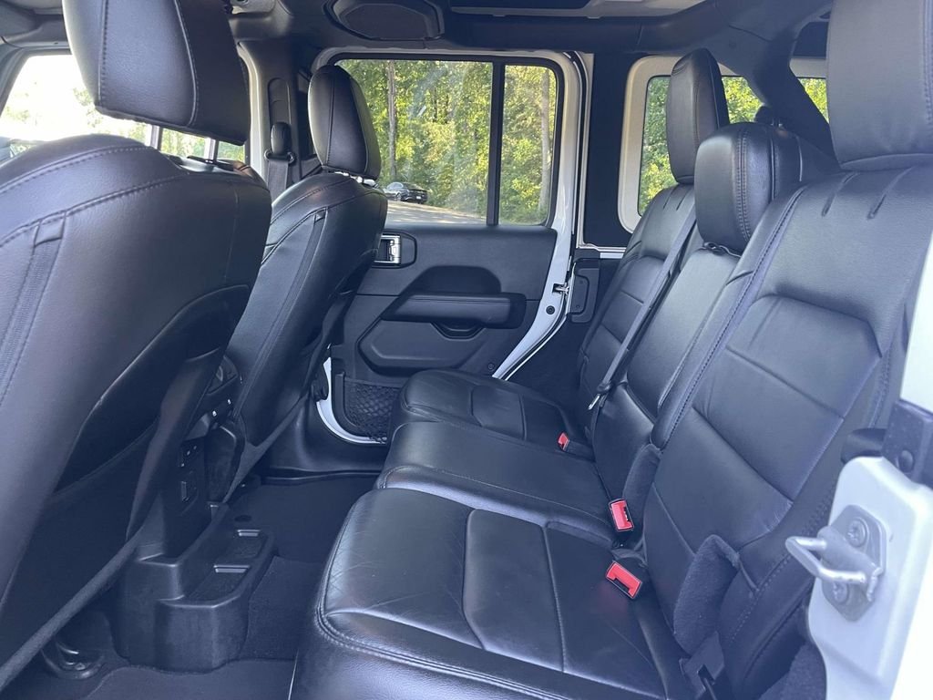 Used 2021 White Jeep Unlimited Sahara Altitude image 9