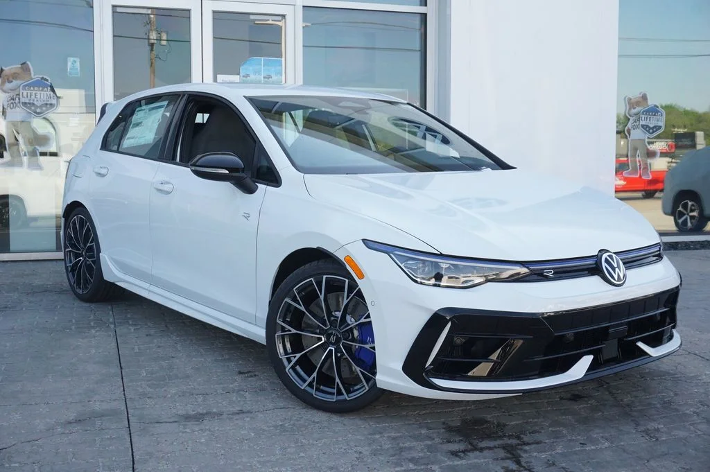 New 2026 White/off-white Volkswagen 2.0T image 3