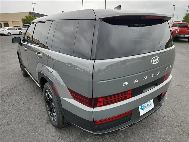 New 2026 Hampton Gray Hyundai SE image 3
