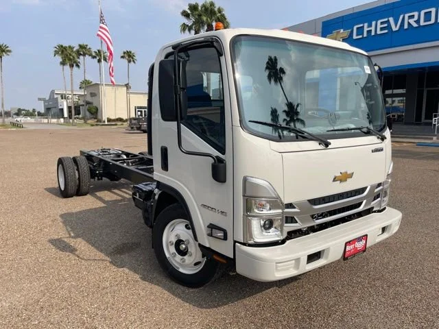 2024 Chevrolet Low Cab Forward 4500 Gas 176" WB Regular Cab's photo