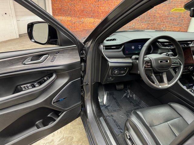 2024 Jeep Grand Cherokee Overland 4xe - Photo 9