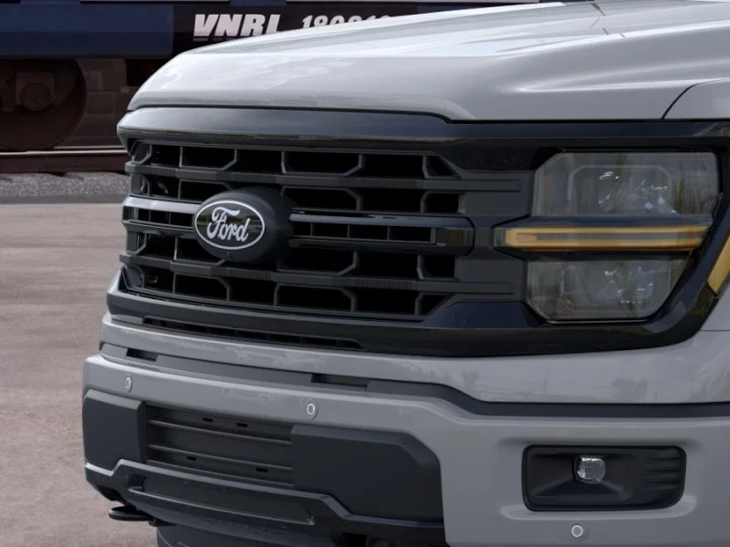 New 2026 Avalanche Ford XLT image 17