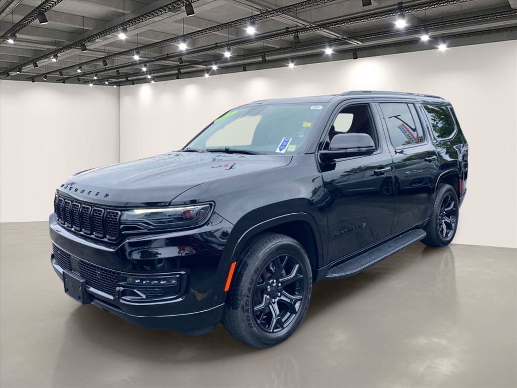 Used 2024 Diamond Black Crystal Pearlcoat Jeep Series II Carbide image 3