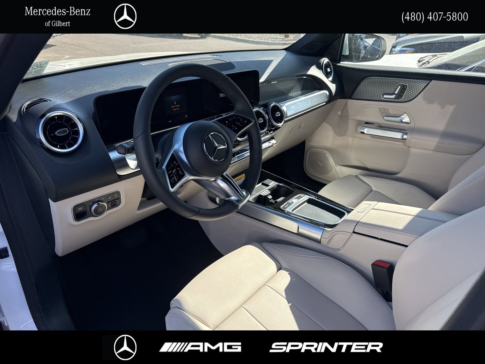 New 2026 Polar White Mercedes-Benz GLB 250 image 9
