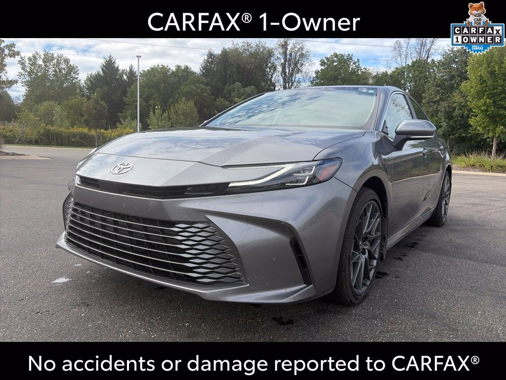 Used 2026  Toyota XLE image 2