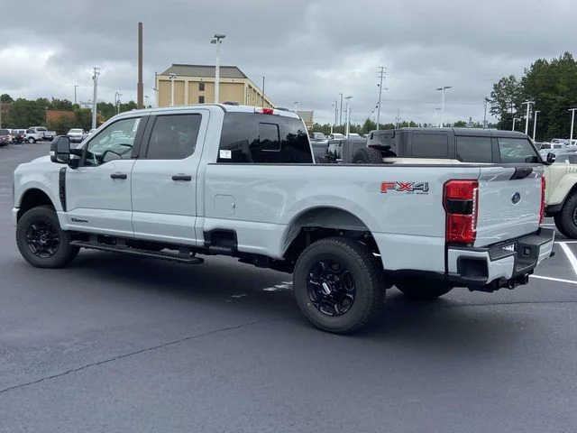 New 2026 Avalanche Ford XL image 4