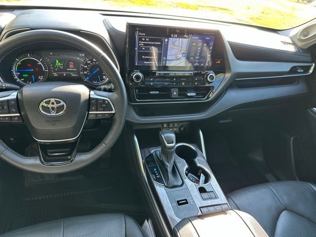 Used 2021 Blizzard Pearl Toyota Limited image 27