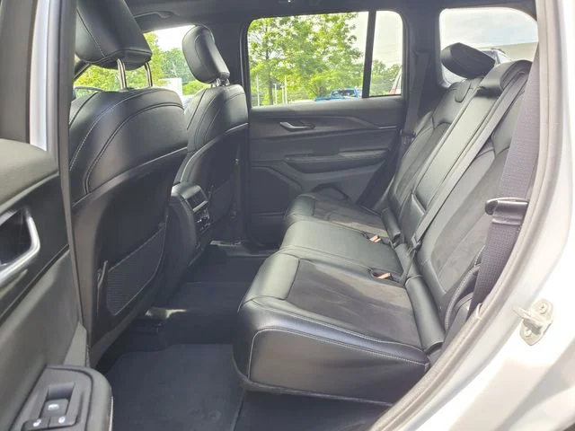 Used 2024 White Jeep Altitude X image 9