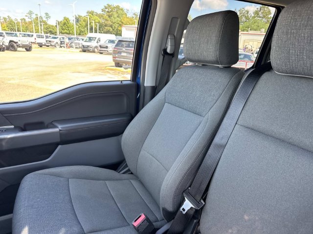 Used 2024 Blue Ford XLT image 41